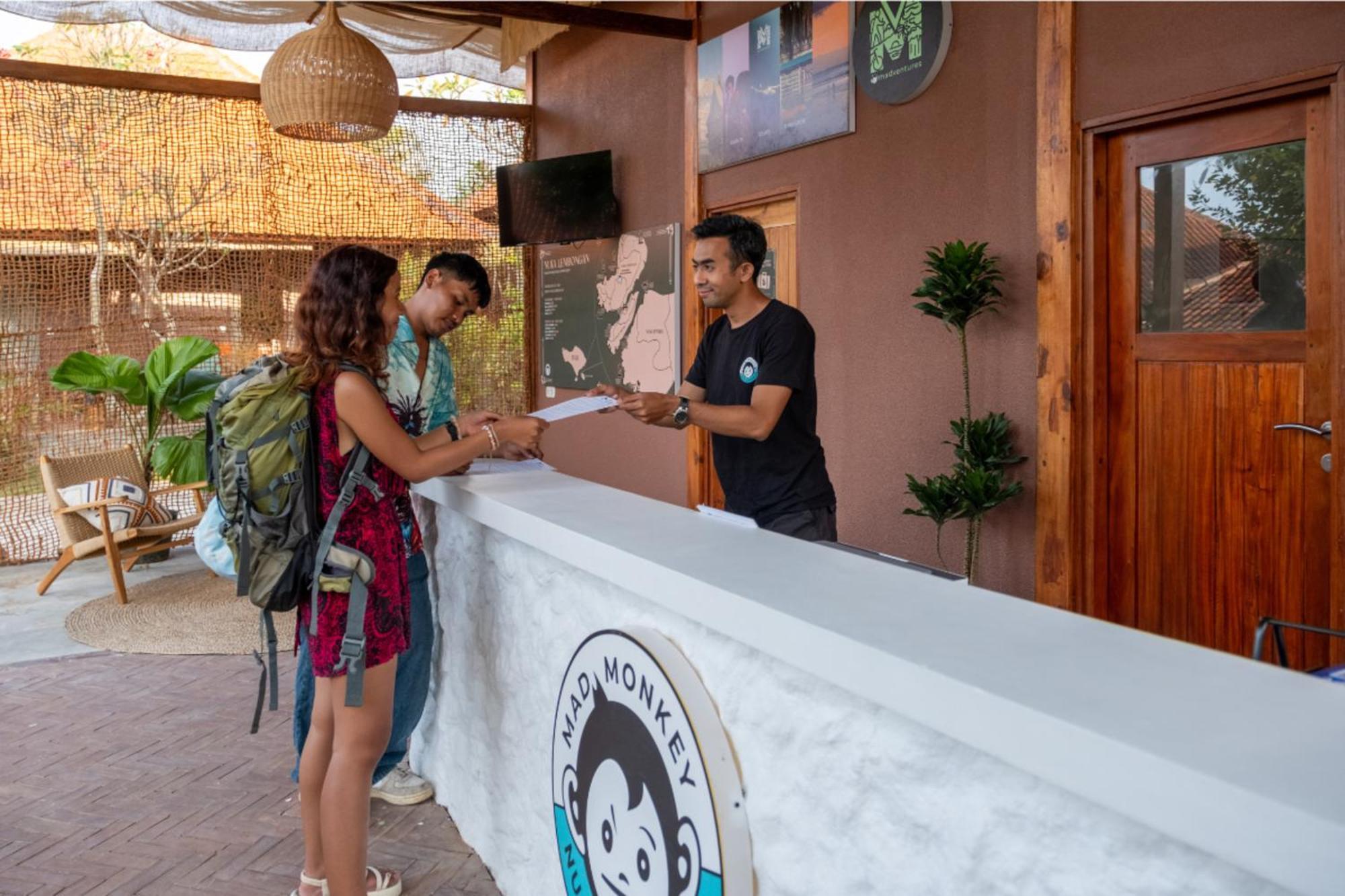Mad Monkey Nusa Lembongan Zewnętrze zdjęcie